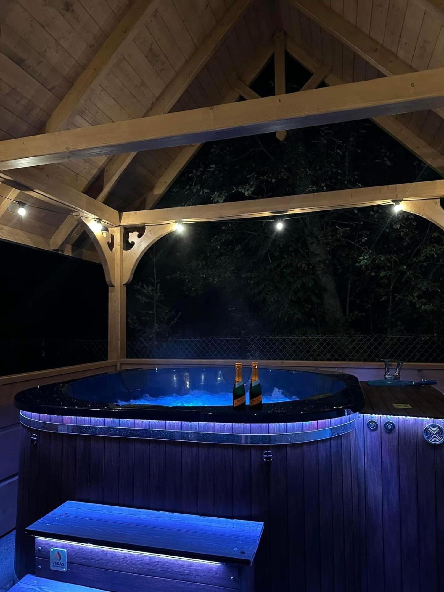 Domki Gawra Z Jacuzzi Zakopane Buitenkant foto